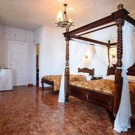 Hotel Porto Perissa ภายนอก รูปภาพ