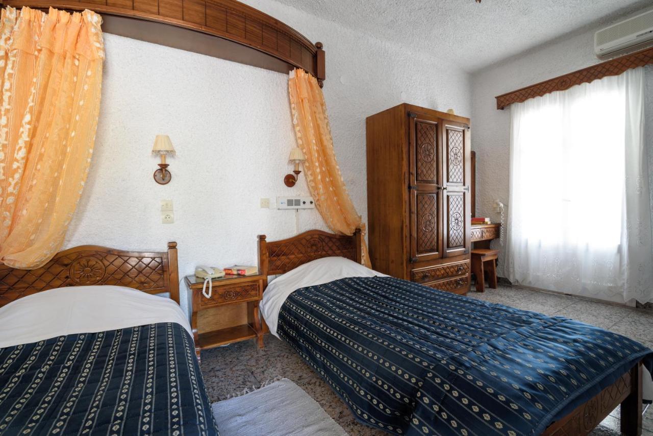 Hotel Porto Perissa ภายนอก รูปภาพ